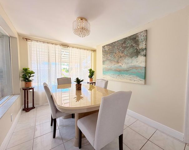 1014 SE 4th Court, Deerfield Beach, FL 33441