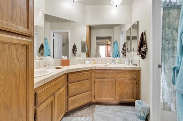 11556 Winifred Drive, Apple Valley, CA 92308