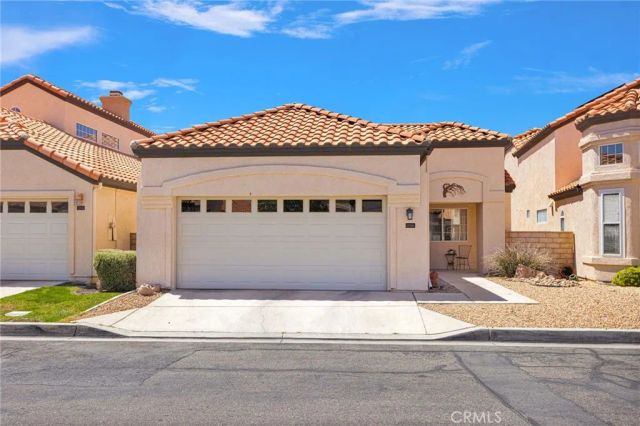 11556 Winifred Drive, Apple Valley, CA 92308