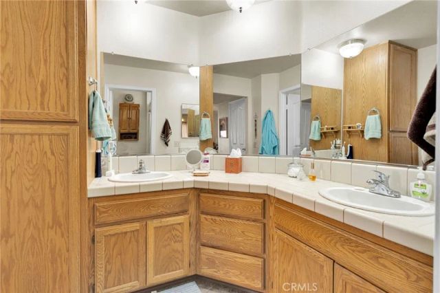 11556 Winifred Drive, Apple Valley, CA 92308