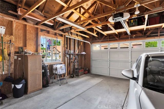 11556 Winifred Drive, Apple Valley, CA 92308