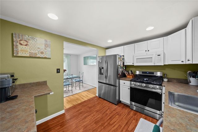 1431 Overdale Dr, West Homestead, PA 15120