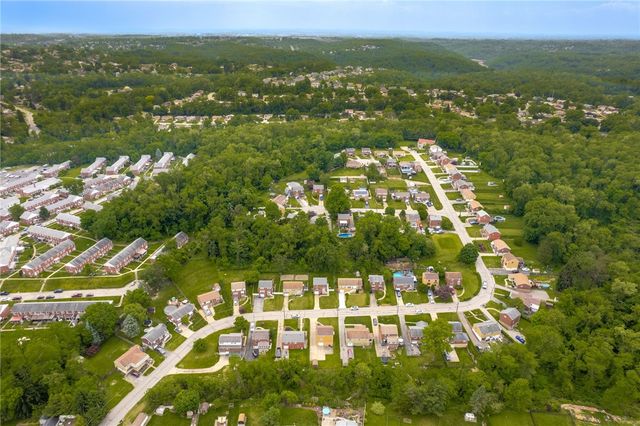 1431 Overdale Dr, West Homestead, PA 15120