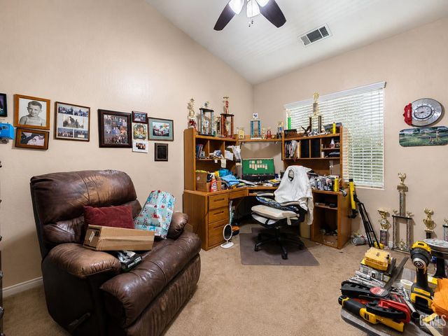 9400 Manihiki Avenue, Bakersfield, CA 93311