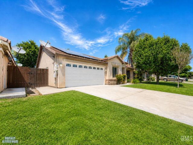 9400 Manihiki Avenue, Bakersfield, CA 93311
