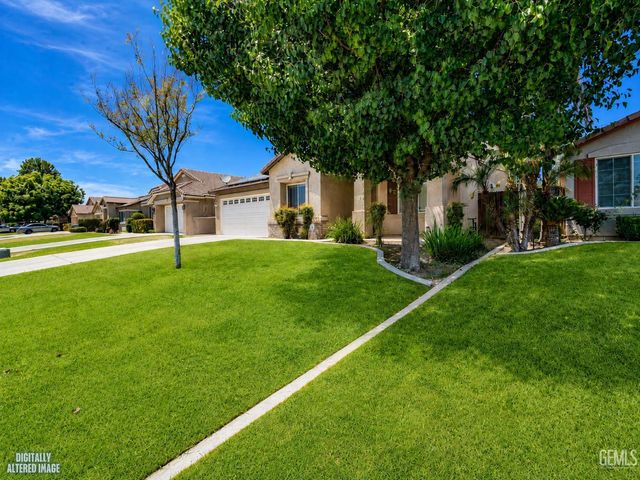 9400 Manihiki Avenue, Bakersfield, CA 93311