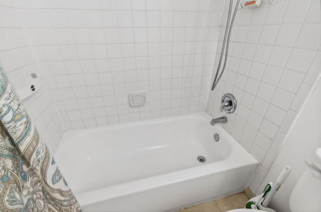 500 SW 2nd Avenue 111, Boca Raton, FL 33432