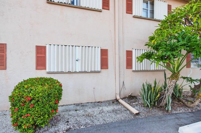 500 SW 2nd Avenue 111, Boca Raton, FL 33432