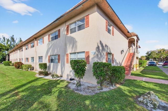 500 SW 2nd Avenue 111, Boca Raton, FL 33432