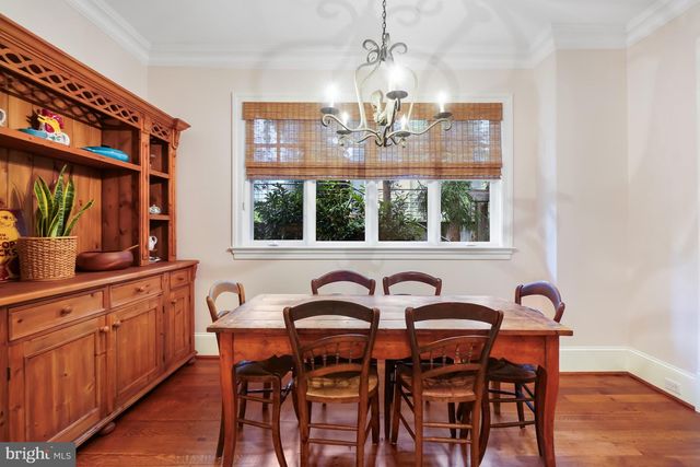 4004 UNDERWOOD ST, Chevy Chase, MD 20815