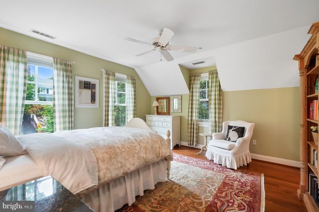 4004 UNDERWOOD ST, Chevy Chase, MD 20815