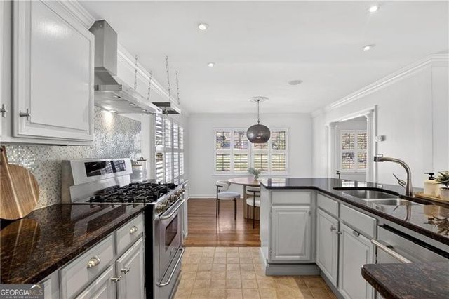 1388 Amanda Circle, Decatur, GA 30033