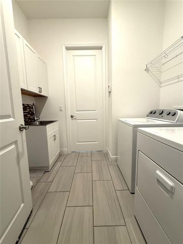 16545 BROADWATER AVENUE, Winter Garden, FL 34787