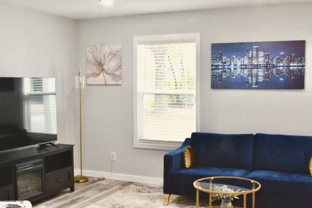 312 Us Highway 331, Defuniak Springs, FL 32433