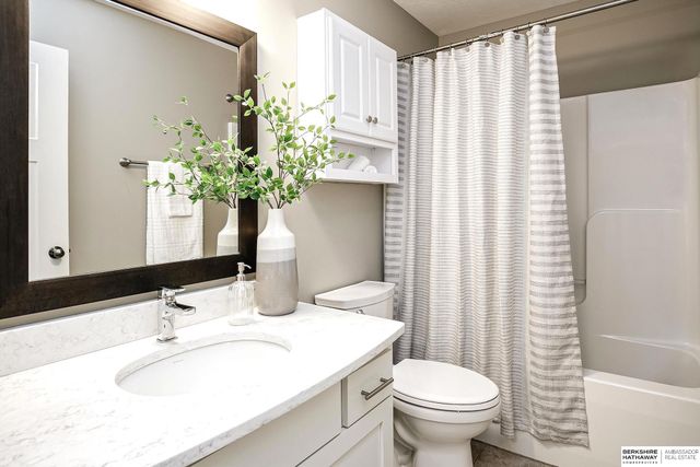 311 Itan Drive, Yutan, NE 68073