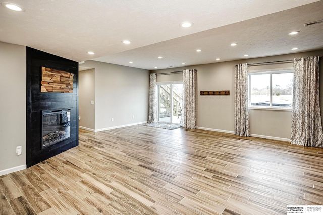 311 Itan Drive, Yutan, NE 68073