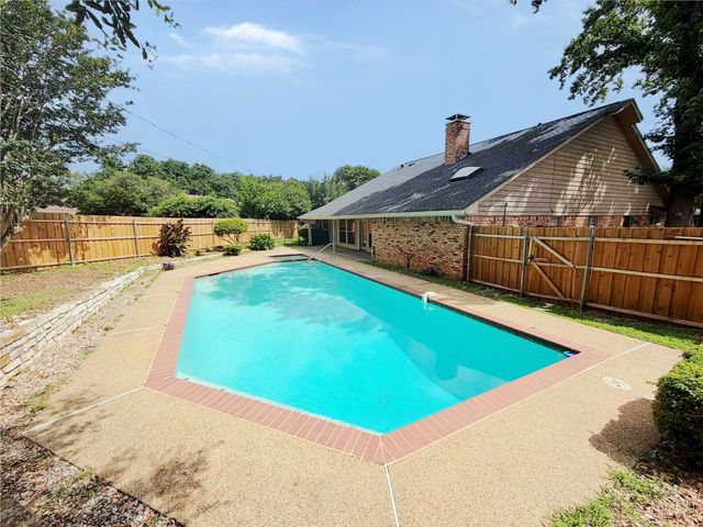 3706 Waycross Court, Arlington, TX 76016