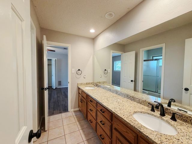 3706 Waycross Court, Arlington, TX 76016
