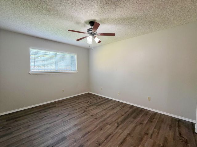 3706 Waycross Court, Arlington, TX 76016