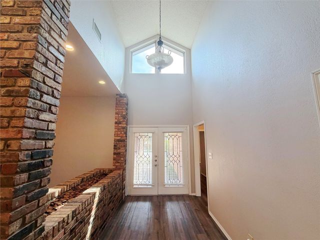 3706 Waycross Court, Arlington, TX 76016