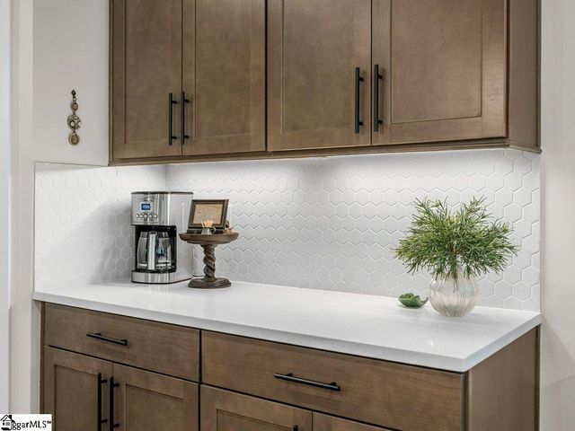1080 Sousa Court, Spartanburg, SC 29302