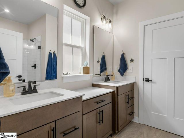 1080 Sousa Court, Spartanburg, SC 29302