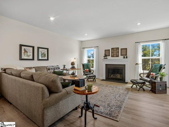 1080 Sousa Court, Spartanburg, SC 29302