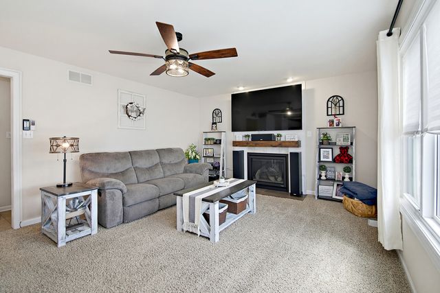 1684 Derby Drive, Bourbonnais, IL 60914