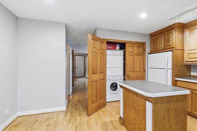 6377 Barrie Road, Edina, MN 55435