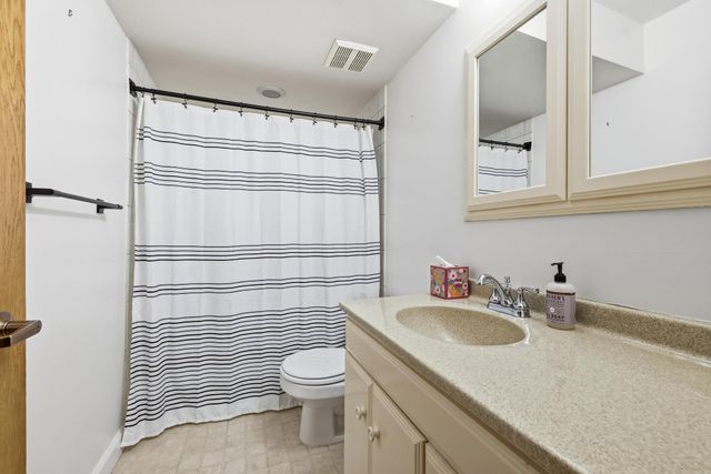 6377 Barrie Road, Edina, MN 55435