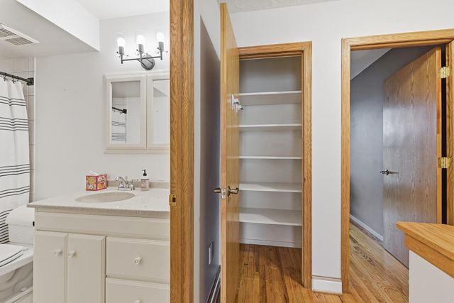 6377 Barrie Road, Edina, MN 55435