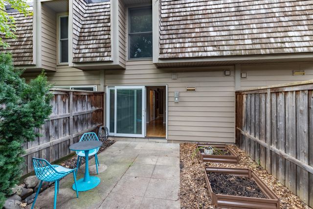 6377 Barrie Road, Edina, MN 55435