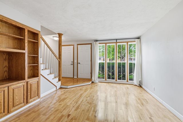 6377 Barrie Road, Edina, MN 55435