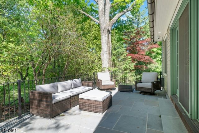 4 Farview Ave, Randolph Twp., NJ 07869