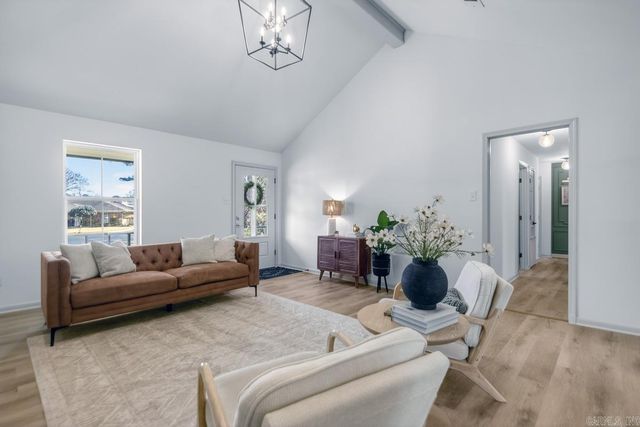 616 Edinburgh Ct, Jacksonville, AR 72076