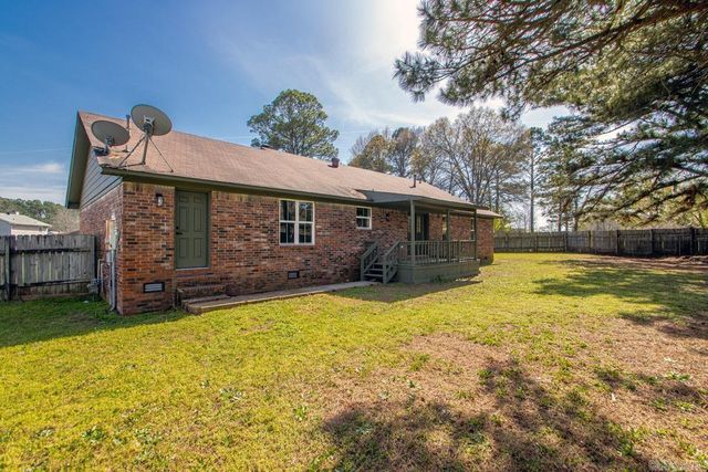 616 Edinburgh Ct, Jacksonville, AR 72076