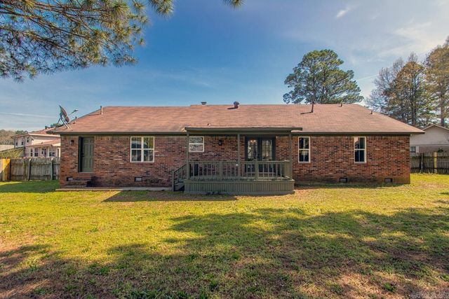 616 Edinburgh Ct, Jacksonville, AR 72076