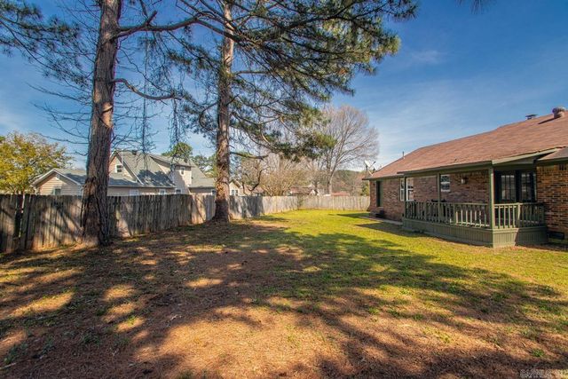 616 Edinburgh Ct, Jacksonville, AR 72076