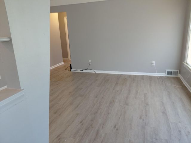 1936 Meadow Lane, Inkster, MI 48141