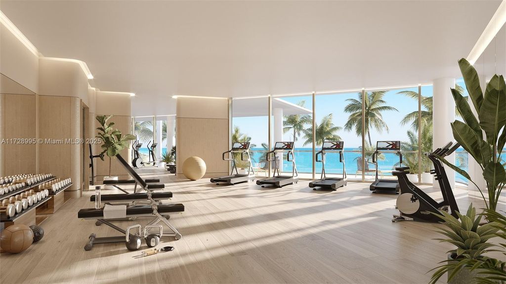 Image 10 of property listing at 5333 Collins Ave 1101, Miami Beach, FL 33140