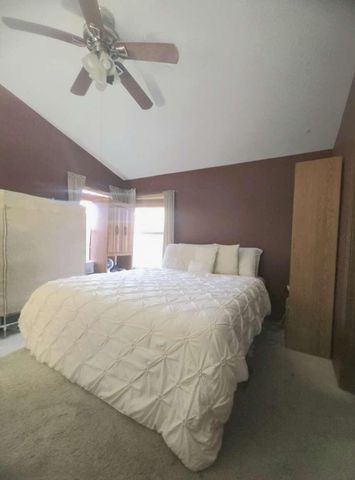 10304 Heron Road SW, Albuquerque, NM 87121