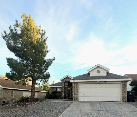 10304 Heron Road SW, Albuquerque, NM 87121
