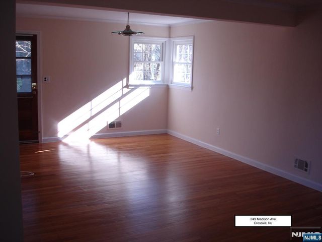249 Madison Avenue, Cresskill, NJ 07626