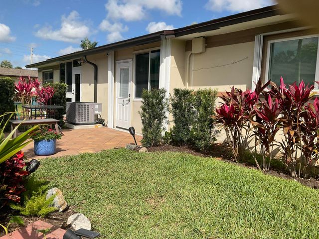 2847 Ashley Drive W G, West Palm Beach, FL 33415