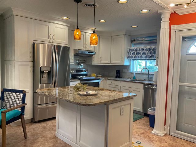 2847 Ashley Drive W G, West Palm Beach, FL 33415