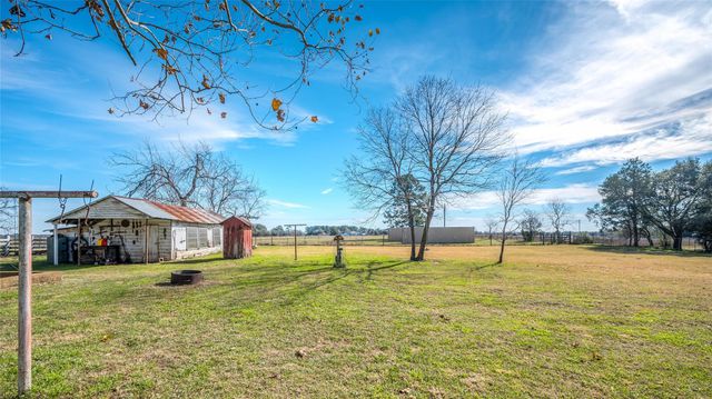 10152 Fm 949, Cat Spring, TX 78933