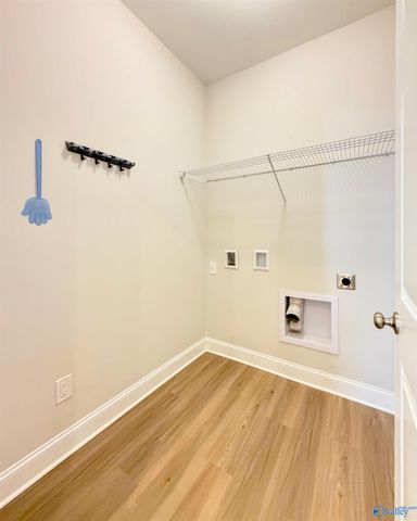 409 Ronnie Drive SE, Hartselle, AL 35640