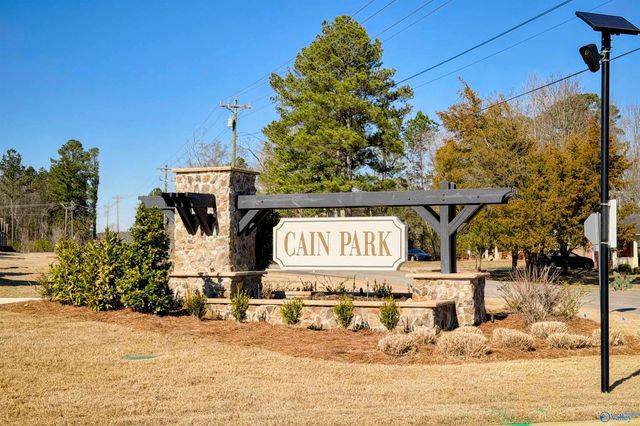 409 Ronnie Drive SE, Hartselle, AL 35640