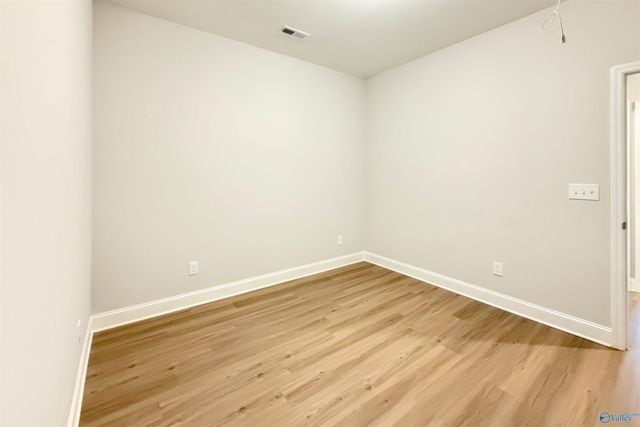 409 Ronnie Drive SE, Hartselle, AL 35640