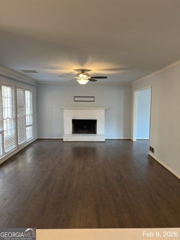 825 Connell Lane, Lawrenceville, GA 30044